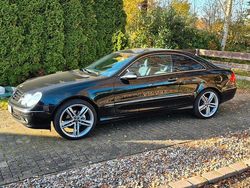 Schwarz Gebraucht 2005 Mercedes CLK200 Avantgarde Coupé | 5.500 € (Fairer Preis)