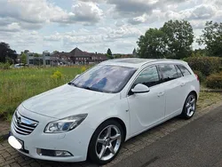 Schwarz Gebraucht 2010 Opel Insignia Sport Kombi | 2.900 € (Guter Preis)
