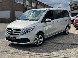 Silber Gebraucht 2022 Mercedes V300 Avantgarde Edition Van / Kleinbus | 46.993 € (Superpreis)