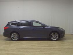 Pantherblau metallic Gebraucht 2021 Ford Focus Vignale Kombi | 13.980 € (Superpreis)