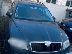 Grau Gebraucht 2008 Skoda Octavia Kombi | 2.100 € (Superpreis)