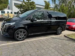 Schwarz Gebraucht 2019 Mercedes V250 Avantgarde Van / Kleinbus | 43.299 €