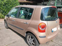 Gold Gebraucht 2004 Renault Modus Van / Kleinbus | 900 € (Guter Preis)
