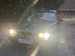Blau Gebraucht 1998 BMW 528 Limousine | 5.399 €