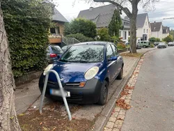 Blau Gebraucht 2004 Nissan Micra Kleinwagen | 950 € (Fairer Preis)