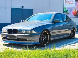 Grau Gebraucht 1999 BMW 523 Performance Limousine | 3.500 € (Fairer Preis)