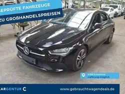 Nachtschwarz unilack Gebraucht 2022 Mercedes CLA200 Progressive Limousine | 27.890 € (Superpreis)