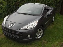 Grau Gebraucht 2010 Peugeot 207 CC Cabrio | 8.900 € (Teuer)