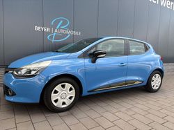 Blau Gebraucht 2016 Renault Clio IV Dynamique Kleinwagen | 7.390 € (Fairer Preis)