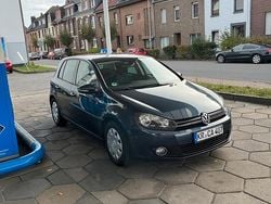 Blau Gebraucht 2010 VW Golf VI Kleinwagen | 5.500 € (Fairer Preis)