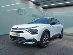 Weiß Gebraucht 2023 Citroën e-C4 Limousine | 24.949 € (Etwas zu teuer)