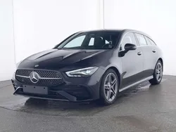 Metalliclack kosmosschwarz Gebraucht 2025 Mercedes CLA200 Shooting Brake AMG Kombi | 34.970 € (Fairer Preis)