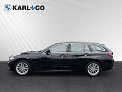 Schwarz ii Gebraucht 2023 BMW 320 Sport Line Kombi | 28.790 € (Guter Preis)