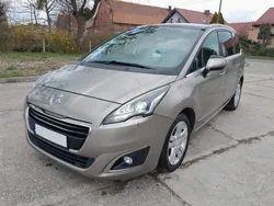 Grau Gebraucht 2015 Peugeot 5008 Allure Van / Kleinbus | 4.500 € (Superpreis)