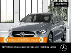 Silber Gebraucht 2024 Mercedes B180 Advanced Van / Kleinbus | 30.590 € (Guter Preis)