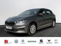 Grau Gebraucht 2023 Skoda Fabia Ambition Limousine | 15.480 € (Fairer Preis)