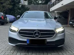 Gebraucht 2021 Mercedes E220 Avantgarde Limousine | 37.399 € (Fairer Preis)