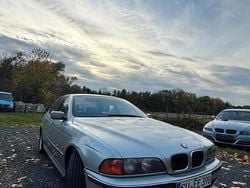 Grau Gebraucht 1997 BMW 523 Limousine | 2.500 € (Superpreis)