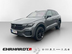 Grau Gebraucht 2022 VW Touareg R-line SUV | 53.970 € (Teuer)