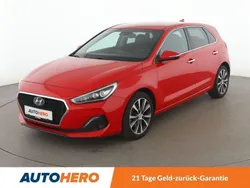 Rot Gebraucht 2019 Hyundai i30 Premium Limousine | 15.780 € (Fairer Preis)