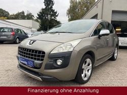 Grau Gebraucht 2012 Peugeot 3008 Platinum Van / Kleinbus | 4.290 € (Guter Preis)
