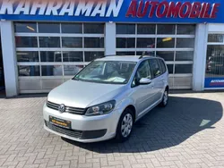 Silber Gebraucht 2010 VW Touran Comfortline Van / Kleinbus | 7.699 € (Fairer Preis)