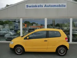 Gelb Gebraucht 2009 VW Fox Refresh Kleinwagen | 1.990 € (Fairer Preis)