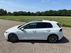 Weiß Gebraucht 2020 VW Golf VII Style Limousine | 18.499 € (Fairer Preis)