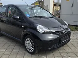 Schwarz Gebraucht 2006 Toyota Aygo Kleinwagen | 2.890 € (Fairer Preis)