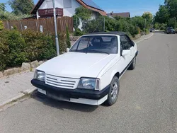 Weiß Gebraucht 1985 Opel Ascona Cabrio | 2.222 €