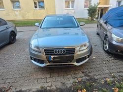 Grau Gebraucht 2009 Audi A4 Limousine | 4.300 € (Superpreis)
