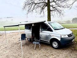 Silber Gebraucht 2006 VW Caravelle Van / Kleinbus | 16.999 €