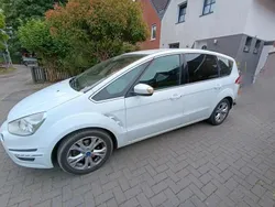 Weiß Gebraucht 2010 Ford S-MAX Titanium Van / Kleinbus | 5.250 € (Fairer Preis)