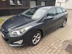 Grau Gebraucht 2013 Hyundai i40 Edition Kombi | 3.000 € (Guter Preis)