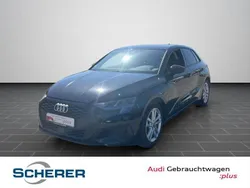 Brillantschwarz Gebraucht 2022 Audi A3 Sportback e-tron Advanced Limousine | 23.900 € (Guter Preis)