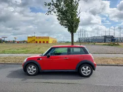 Rot Gebraucht 2010 Mini ONE Kleinwagen | 5.000 € (Fairer Preis)