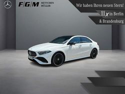 Polarweiß Gebraucht 2025 Mercedes A200 AMG line Limousine | 37.770 € (Teuer)