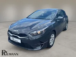 Grau Neu 2025 Kia Ceed 4 Limousine | 24.695 € (Guter Preis)