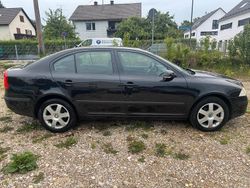 Schwarz Gebraucht 2006 Skoda Octavia Limousine | 2.500 € (Fairer Preis)