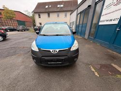 Blau Gebraucht 2011 Hyundai i10 Kleinwagen | 2.450 € (Etwas zu teuer)