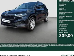Schwarz Gebraucht 2024 Skoda Karoq Selection SUV | 30.105 € (Guter Preis)