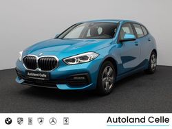 Blau Gebraucht 2022 BMW 118 Sport Line Kleinwagen | 21.999 € (Fairer Preis)