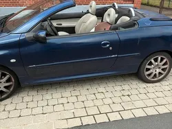 Blau Gebraucht 2005 Peugeot 206 CC Cabrio | 600 €