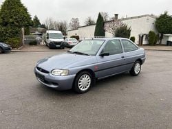Blau Gebraucht 1997 Ford Escort Limousine | 2.280 €