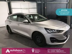 Silber Gebraucht 2023 Ford Focus Titanium Kombi | 18.880 € (Fairer Preis)
