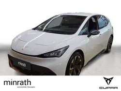 Weiß Gebraucht 2024 Cupra Born Kleinwagen | 31.590 € (Guter Preis)