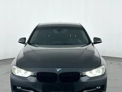 Grau Gebraucht 2013 BMW 330 Sport Line Limousine | 13.499 € (Fairer Preis)
