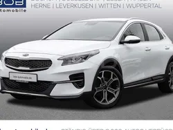 Weiß Gebraucht 2021 Kia XCeed Spirit SUV | 20.888 € (Fairer Preis)