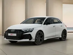 Neu 2024 Audi RS3 Sportback Ambiente Kleinwagen | 66.000 €