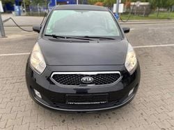 Schwarz Gebraucht 2013 Kia Venga FIFA World Cup Edition Kleinwagen | 6.999 € (Guter Preis)